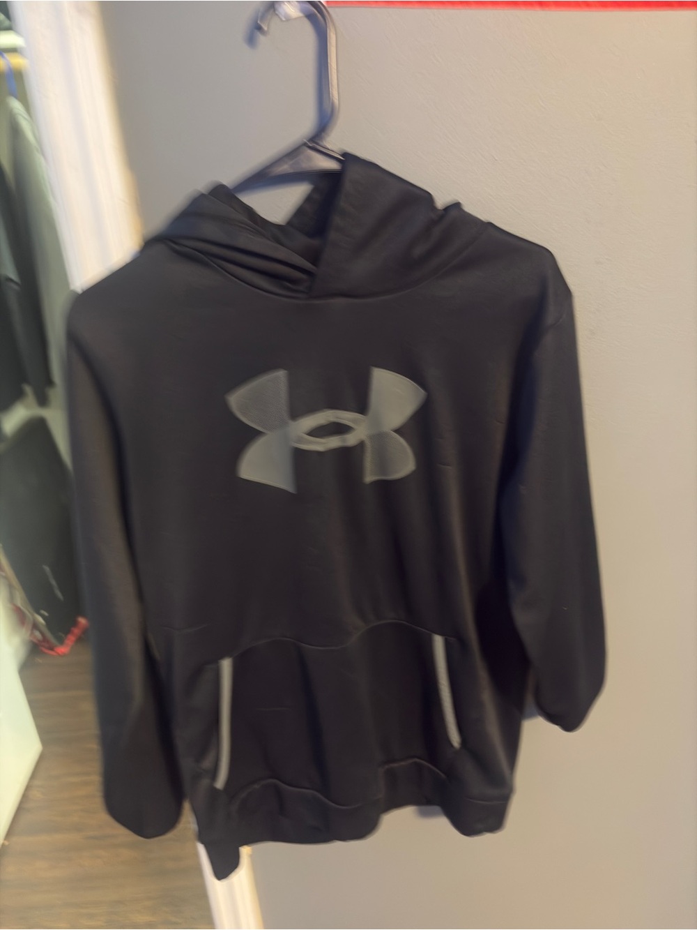 Under Armour Men’s Black Crewneck Hoodie with Gray Logo